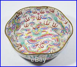 20 CM 19th C. ANTIQUE CHINESE CANTON ENAMEL PAINTED PLATE DISH 5 COLAWED DRAGON