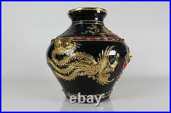 A Chinese Dragon-decorating Plated Porcelain Fortune Vase