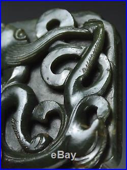 ANTIQUE CHINESE SPINACH JADE BELT BUCKLE DRAGON