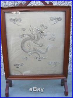 Antique Chinese Dragon Dragon Silk Embroidery Screen