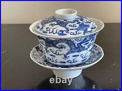 Antique Chinese Xianfeng Porcelain Dragon Design Covered Tea Bowl with Saucer