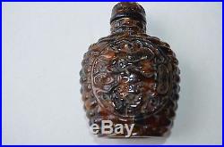 Antique Chinese natural carved amber snuff bottle with 2dragon, Qing/Ming dynast