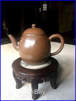 Antique chinese teapot yixing 19 th c. Dragon Marked. Low reserve
