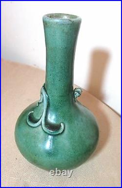 Antique handmade Chinese Qing Dynasty Qianlong green celadon dragon pottery vase