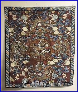 BEAUTIFUL LARGE ANTIQUE CHINESE TEXTILE WITH DRAGONS