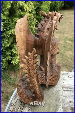 Beautiful Vintage Hand Carved Wooden Chinese Oriental Dragon