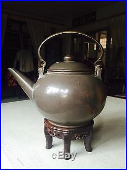 Big Antique chinese teapot yixing 19 th C. Dragon marked