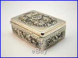C1900 ANTIQUE CHINESE SOLID SILVER SNUFF / PILL BOX, WITH PIXIU DRAGON & PHOENIX
