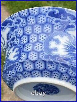 Chinese 19th Century Daoguang Period Blue And White Porcelain Dragon Bowl