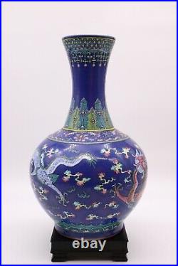 Chinese Antique Qing Dynasty Famille Rose Porcelain Vase With Dragon