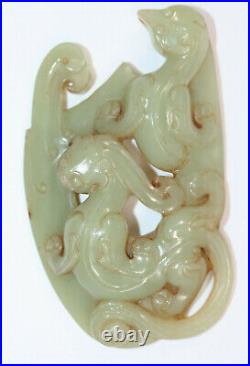 Chinese Carved Jade with 2 Dragons Carving Antique