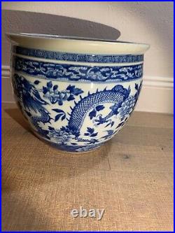 Chinese Export Oriental Porcelain Blue White Dragons Vase Flower Pot Qing