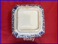 Chinese Ming Box, probably Wanli Dragon Blue & White