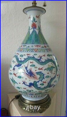 Chinese Porcelain Wucai Vase Table Lamp Dragon and Phoenix