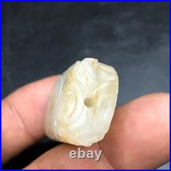 Chinese jade sculpture dragon pattern pendant