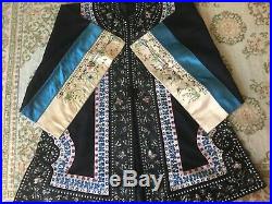 Fine Chinese Embroidery Robe Double Dragon Damask Silk Elaborate Ribbon Antique