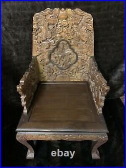 Gorgeous CHINESE ANTIQUE HAND CARVED WOOD Dragon & Scene ARM CHAIR