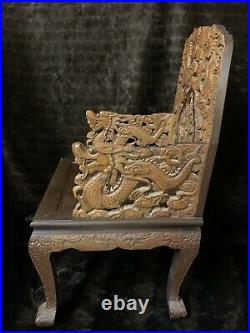 Gorgeous CHINESE ANTIQUE HAND CARVED WOOD Dragon & Scene ARM CHAIR