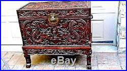 IMPRESSIVE 19c CHINESE ROSEWOOD CARVED OPPOSING 4-CLAWED DRAGONS CHEST ON STAND