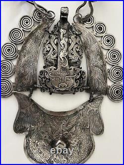 MIAO CHINESE HILL TRIBE Antique Silver Collar Dragon Necklace