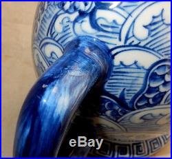 RARE! ANTIQUE 1800s CHINESE PORCELAIN PEACH CADOGAN TEAPOT BLUE & WHITE DRAGON