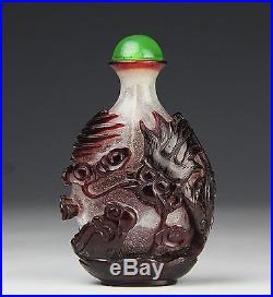 SPECTACULAR ANTIQUE CHINESE CUT OVERLAY GLASS SNUFF BOTTLE W DESIGN OF DRAGON