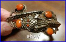 W80 Antique Vintage Oriental Chinese Sterling Silver Red Coral Dragon Bracelet